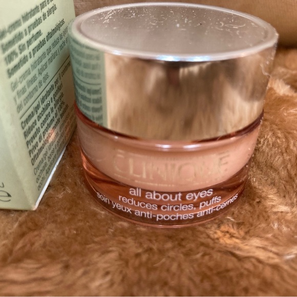 CLINIQUE ALL ABOUT EYES, EYE CREAM WITH VITAMIN C 0.5/15 ml - Picture 6 of 7